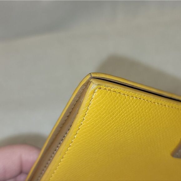 Celine Medium Strap Wallet in Yellow Gold - Picture 5 of 8